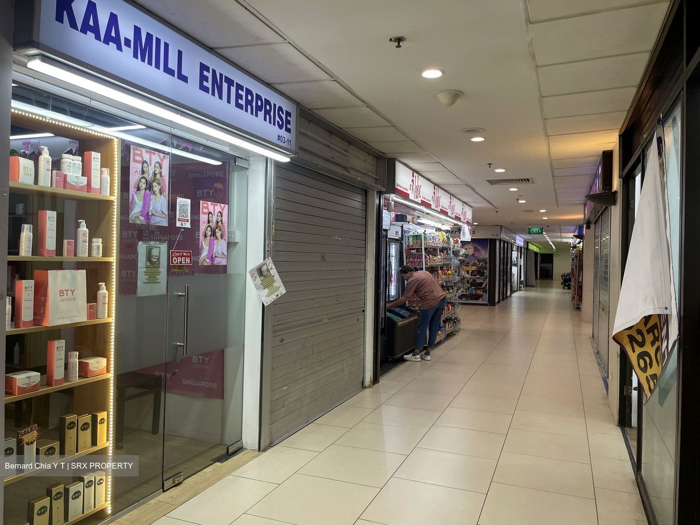 Lucky Plaza (D9), Shop House #448564201